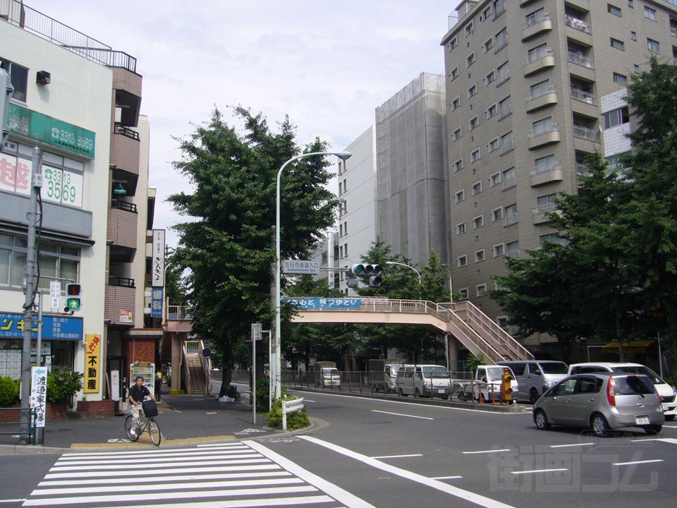 五日市街道入口交差点