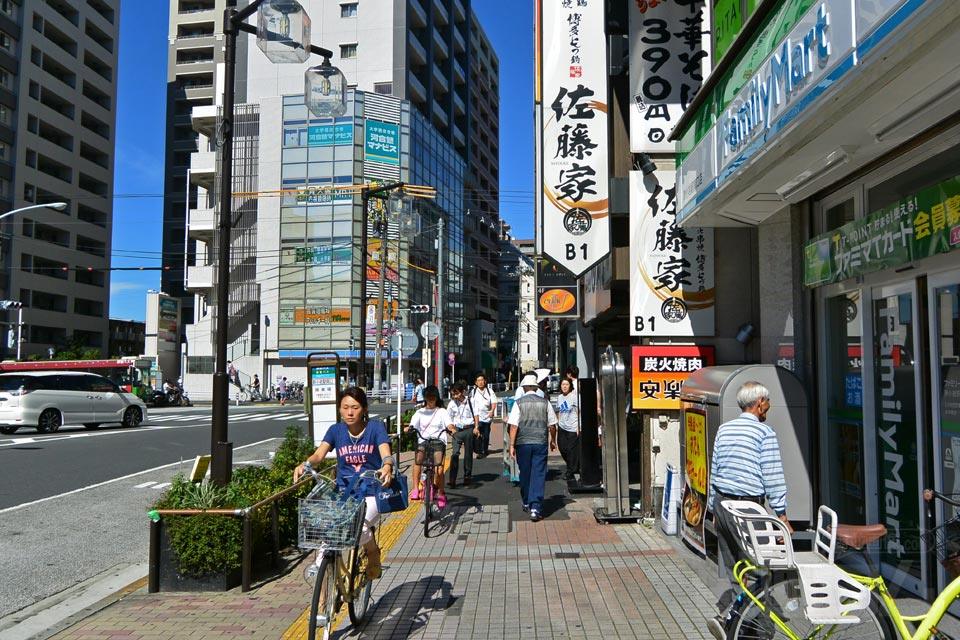 JR新小岩駅南口前
