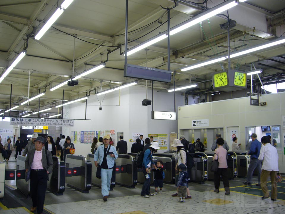 JR巣鴨駅改札口