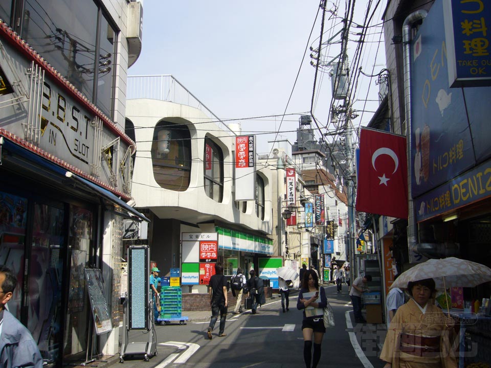 高田馬場さかえ通り商店街