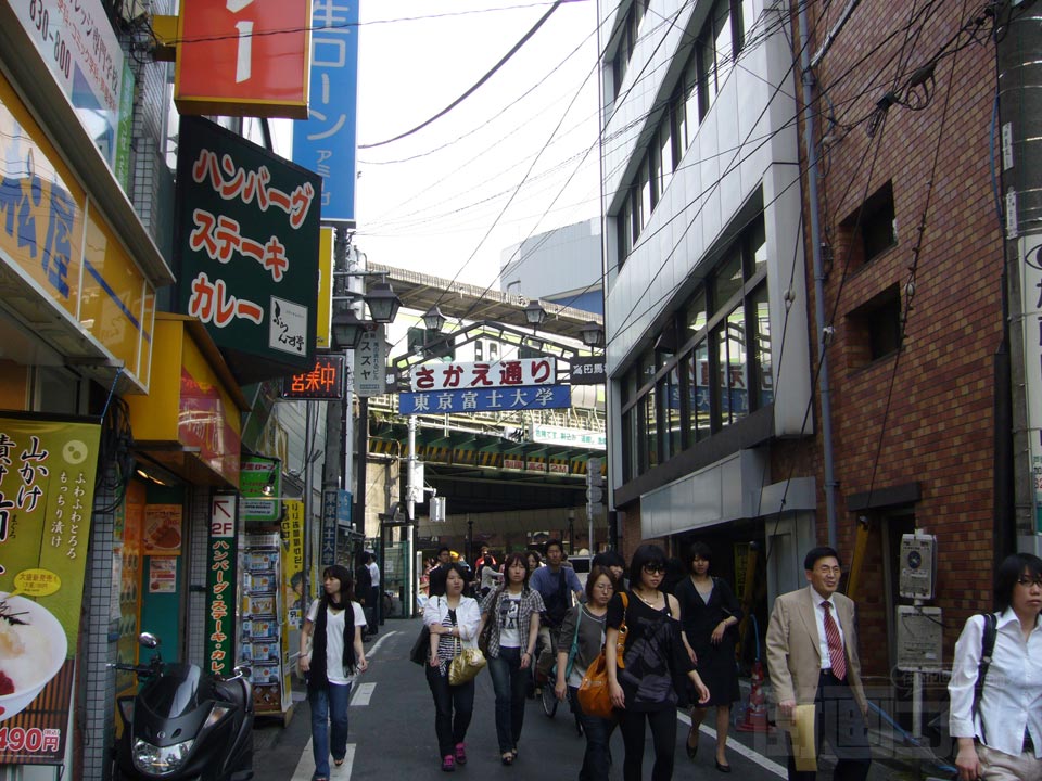 高田馬場さかえ通り商店街