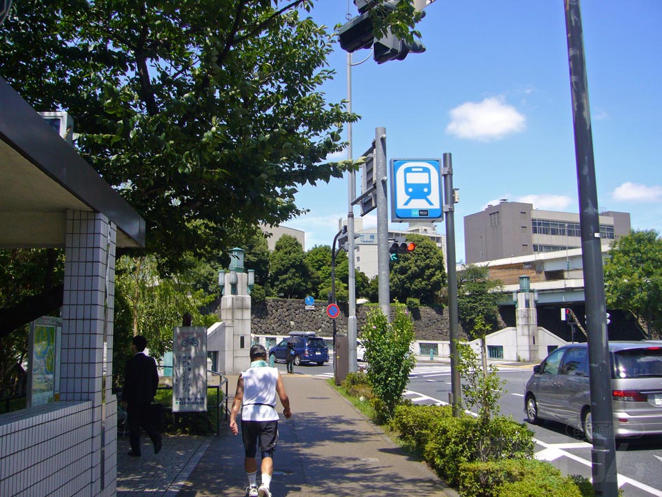 東京メトロ竹橋駅前写真画像