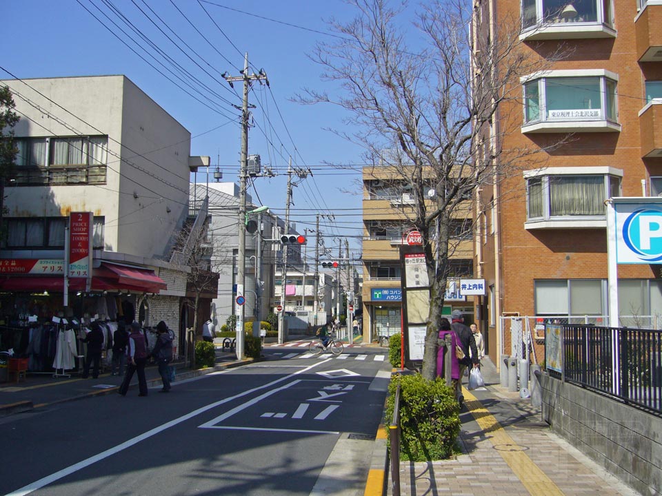 小田急梅ヶ丘駅北口前写真画像