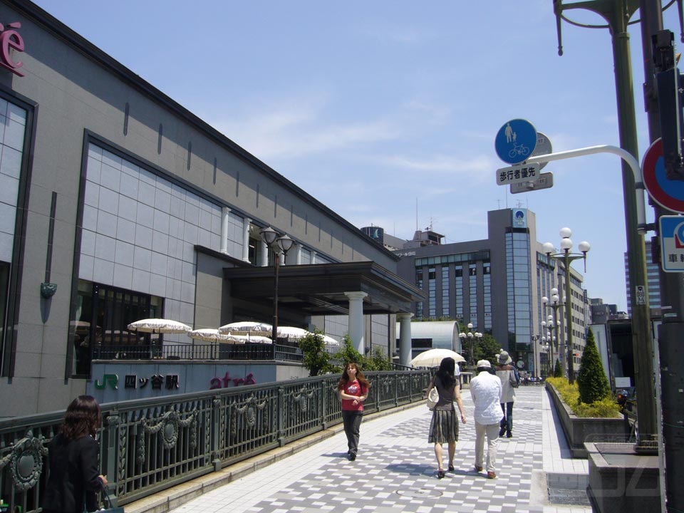 甲州街道(国道20号線)