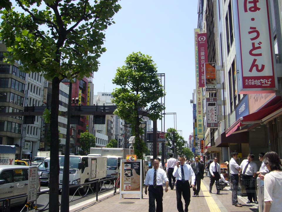 甲州街道(国道20号線)