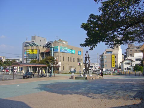 JR秋川駅北口前写真画像