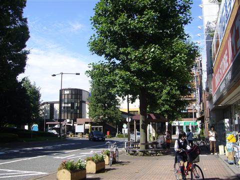 JR昭島駅南口写真画像