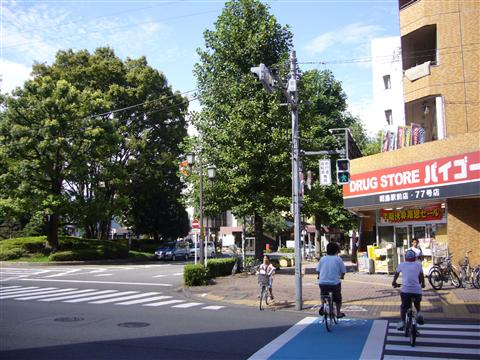 JR昭島駅南口写真画像