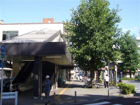 JR昭島駅南口写真画像