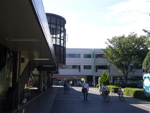JR昭島駅北口写真画像