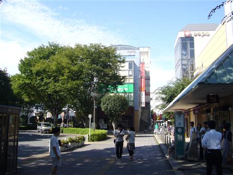 JR昭島駅北口写真画像