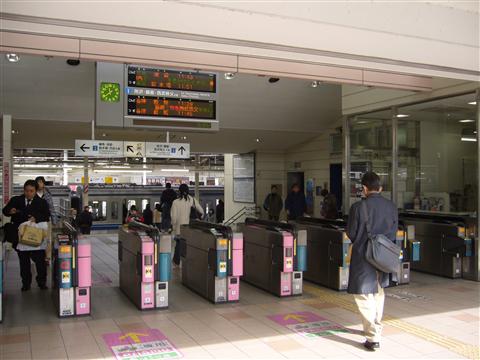 西武秋津駅南口写真画像