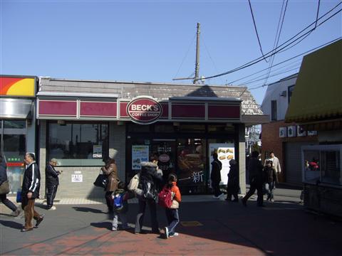 JR新秋津駅前写真画像