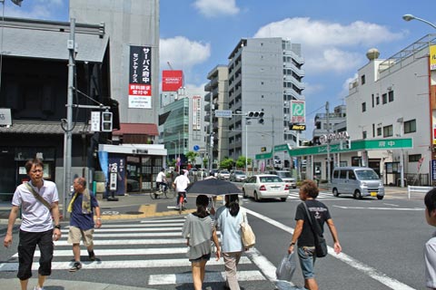 府中市役所前交差点写真画像