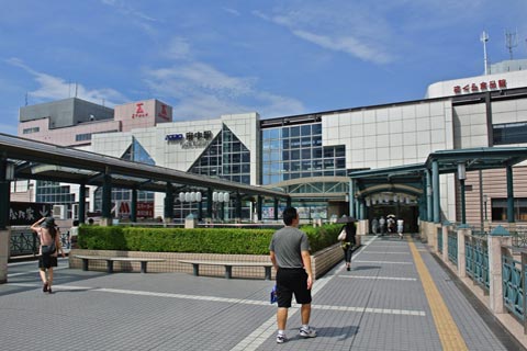 京王府中駅南口写真画像