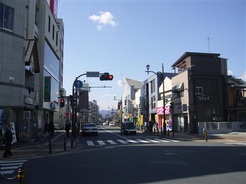 福生駅前交差点写真画像
