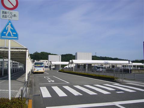 JR八王子みなみ野駅西口前写真画像