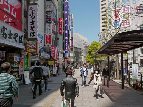 JR八王子駅北口前写真画像