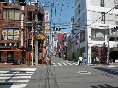 三崎町交差点写真画像