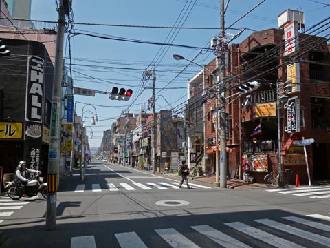 三崎町交差点写真画像