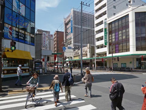 横山町交差点写真画像