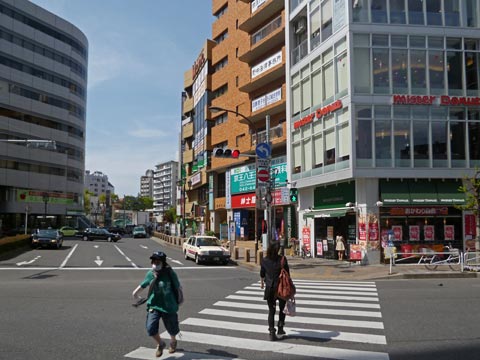 京王八王子駅中央口前写真画像