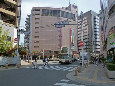 京王八王子SC K-8写真画像