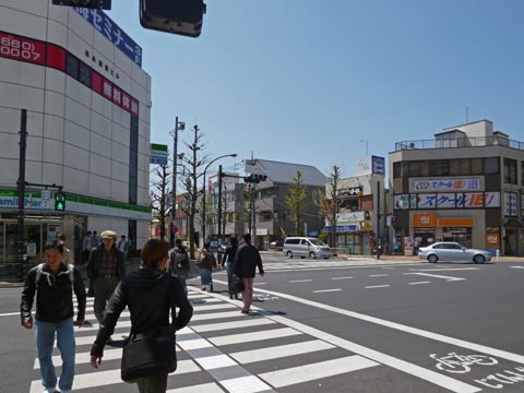 八王子駅南口交差点写真画像