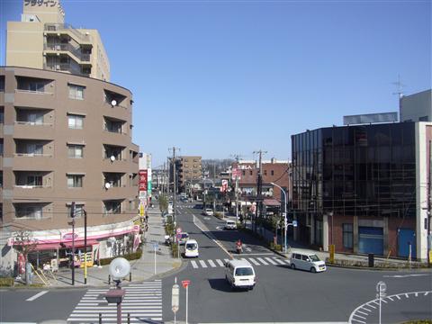 JR羽村駅東口前写真画像