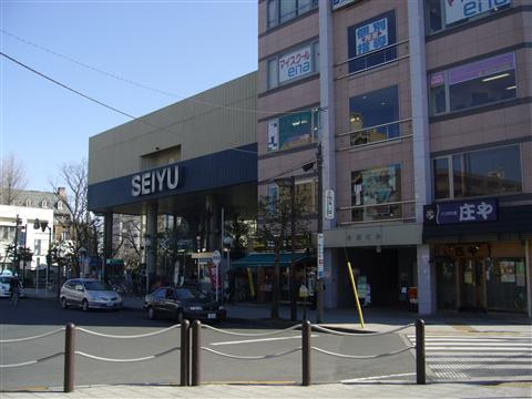 JR羽村駅東口前写真画像