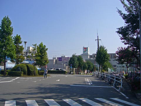 京王狭間駅前写真画像