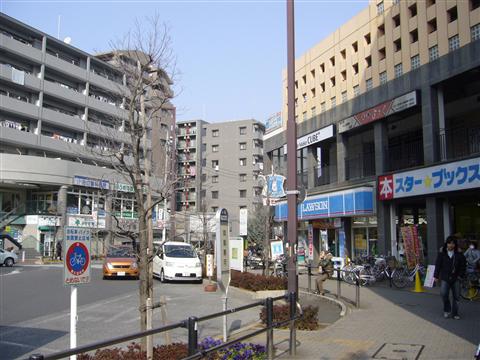 西武東久留米駅東口前写真画像