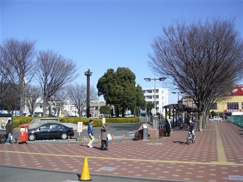 西武東大和市駅前写真画像