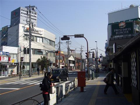 日野駅前交差点写真画像