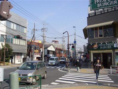 日野駅前交差点写真画像