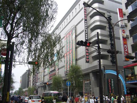 ヨドバシカメラマルチメディア吉祥寺写真画像