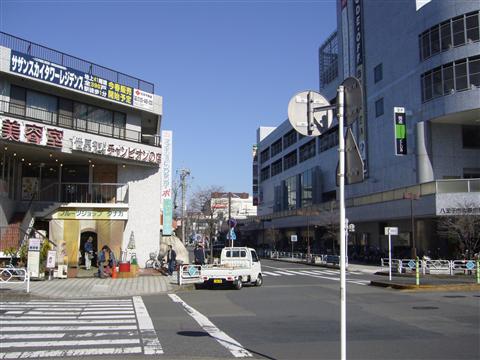京王北野駅北口写真画像