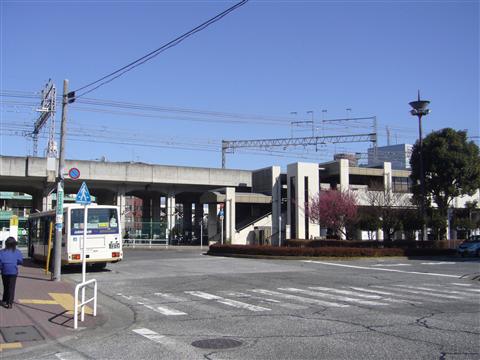 京王北野駅南口写真画像