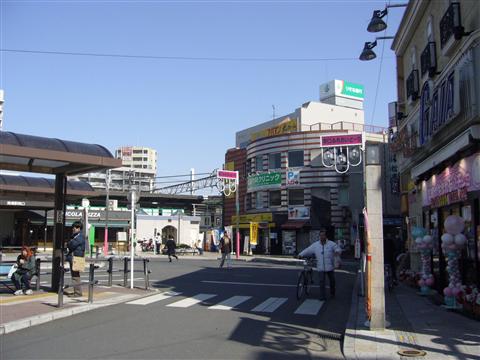 西武清瀬駅南口前写真画像