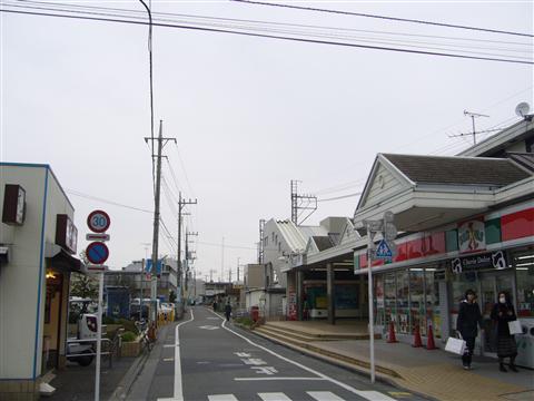 西武恋ヶ窪駅前写真画像