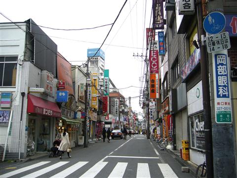 駅前通り写真画像