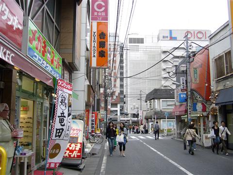 駅前通り写真画像