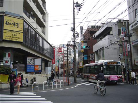 本町二丁目交差点写真画像