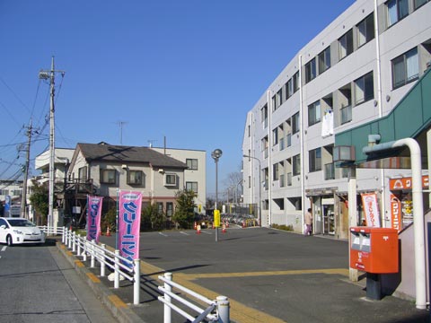 JR小宮駅西口前写真画像