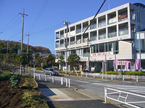 JR小宮駅西口前写真画像