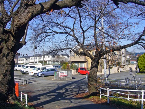 JR小宮駅東口前写真画像