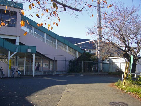 JR小宮駅東口写真画像