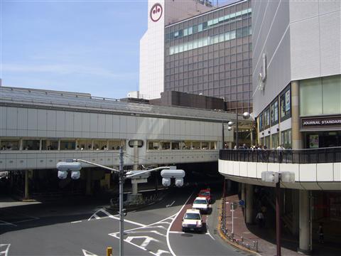 JR・小田急町田駅前写真画像