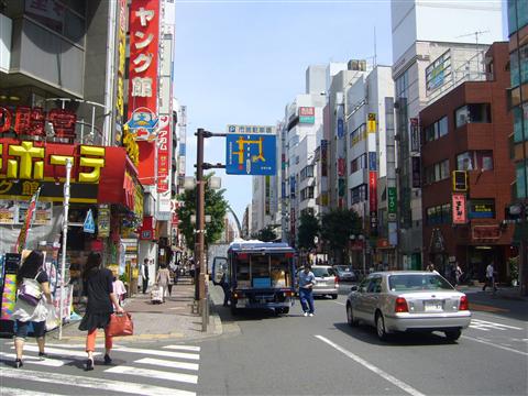 町田駅前大通り写真画像