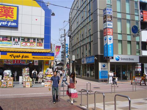 小田急町田駅東口写真画像